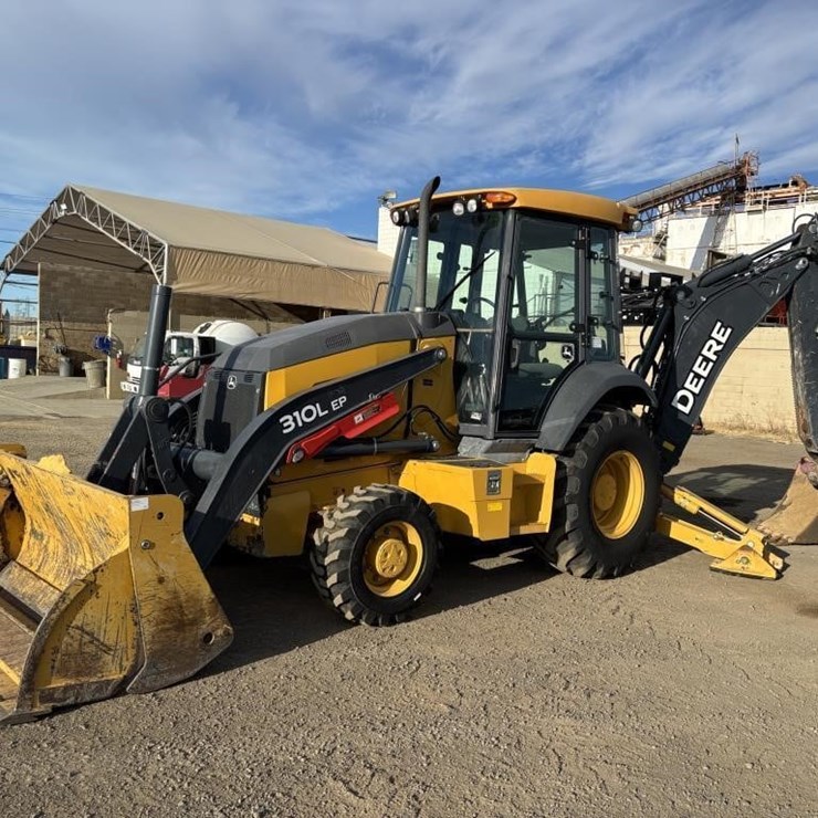 2020 DEERE 310L EP