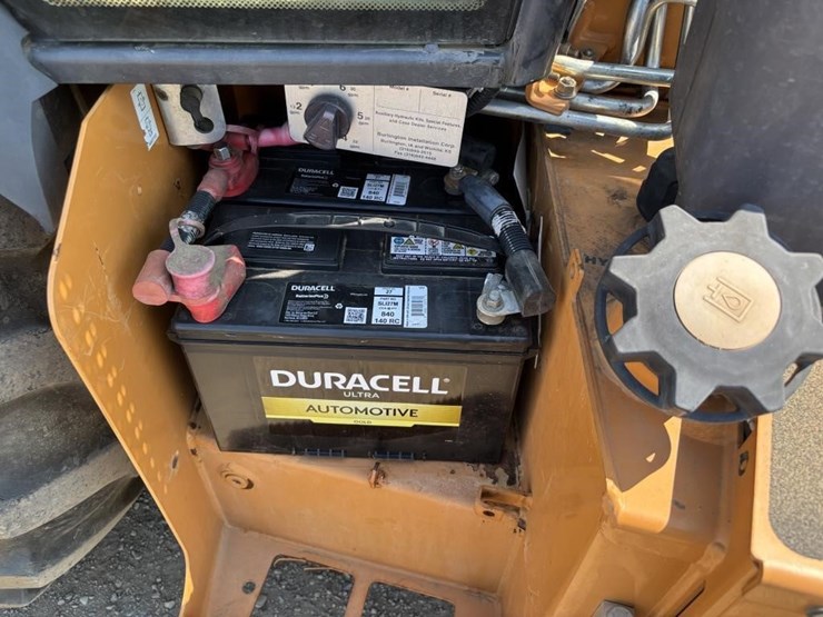 2015-case-super-n-loader-backhoe-image-52