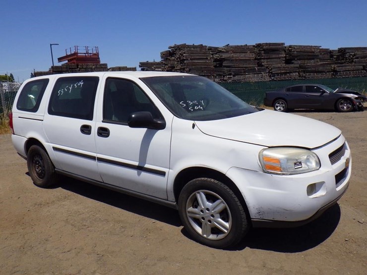 2005-chevrolet-uplander-image-3