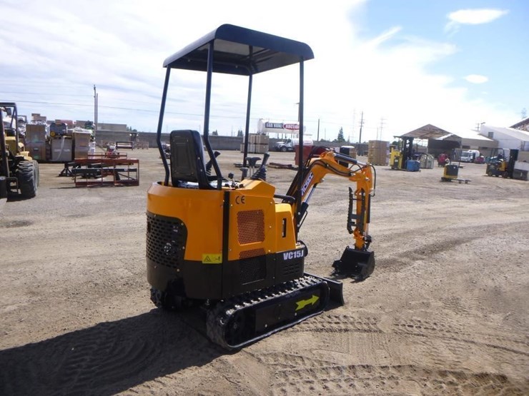 2025-vicsec-vc15j-hydraulic-excavator-image-3