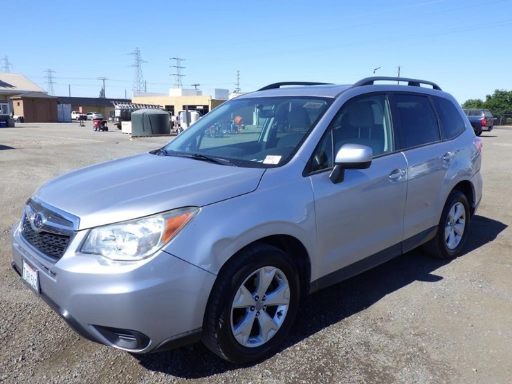 2015-subaru-forester-image-1