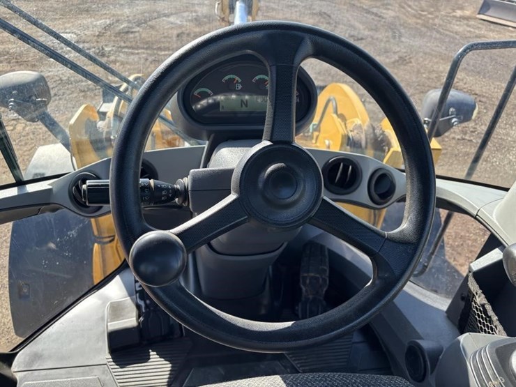 2019-caterpillar-930m-image-31