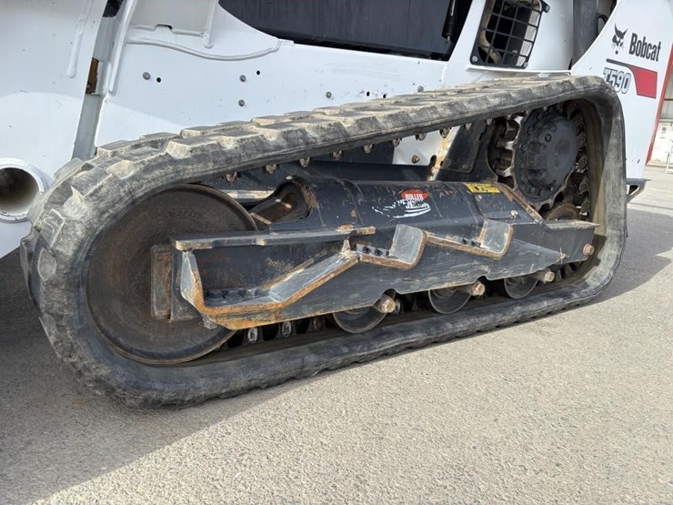 2019-bobcat-t590-image-14