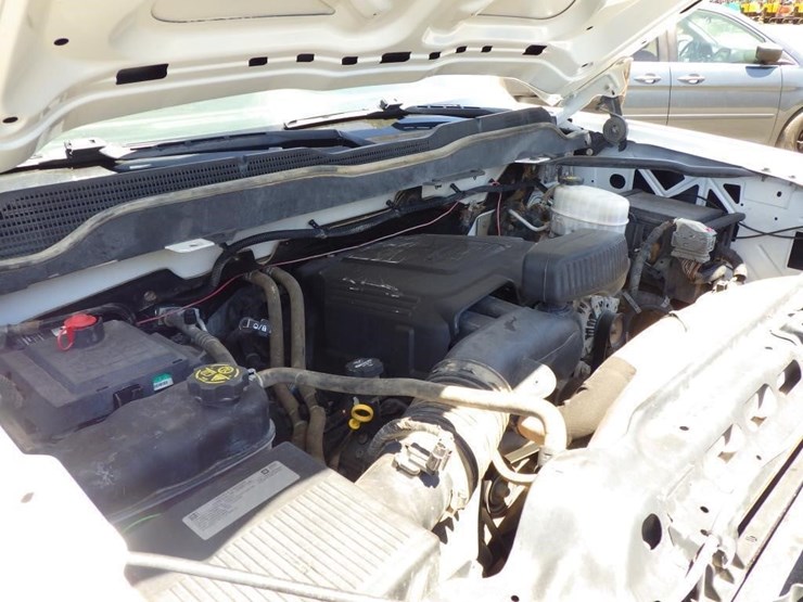 2019-chevrolet-2500hd-image-12