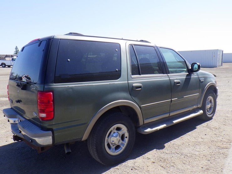 2001-ford-expedition-image-3