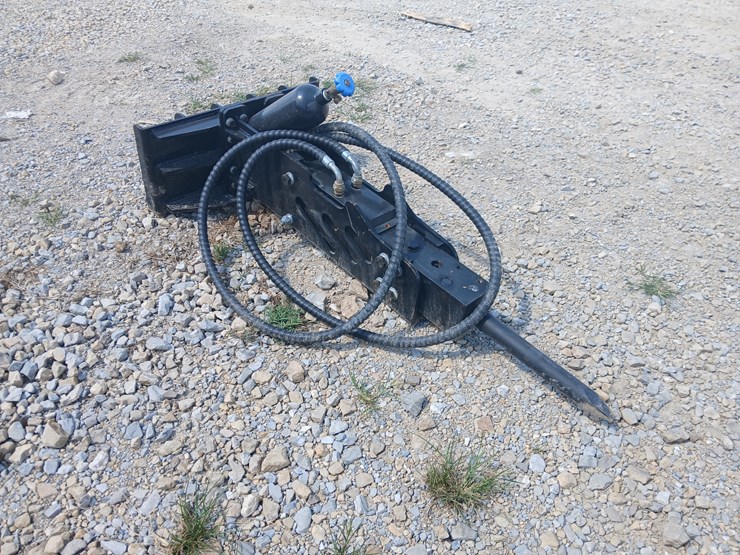 #20468-•-giyi-breaker-hammer-mini-skid-steer-attachment-image-6