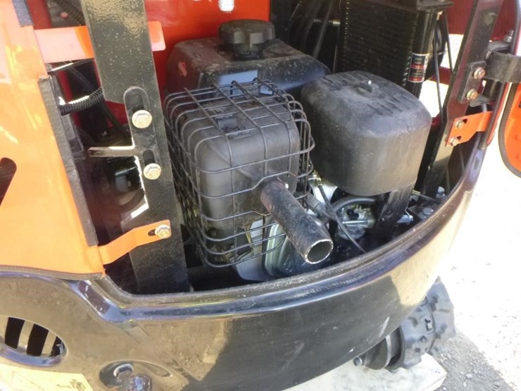 2025-tpm-16-hydraulic-excavator-image-26