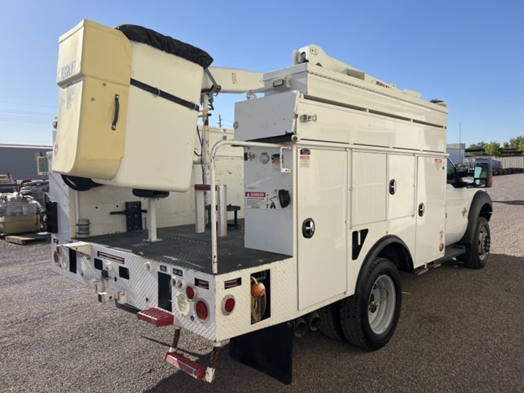 2016-ford-f550-image-5