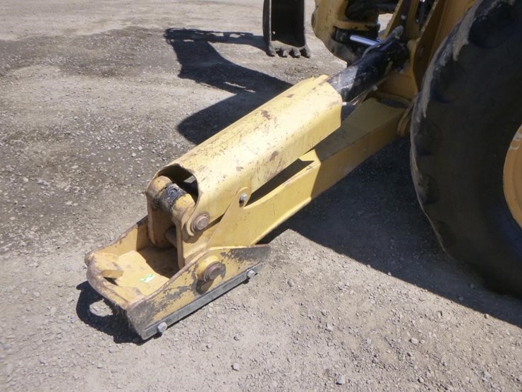 2011-caterpillar-420e-image-16