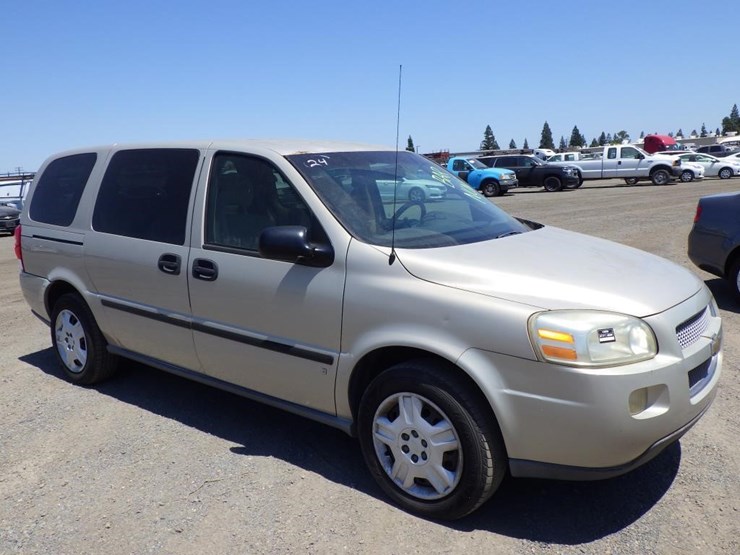 2007-chevrolet-uplander-image-3