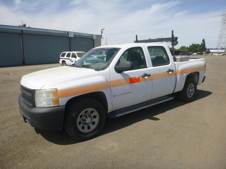 2007-chevrolet-1500-image-2