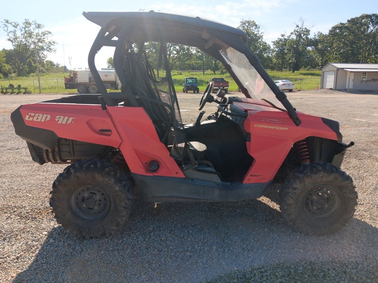 2017-can-am-commander-800-image-9