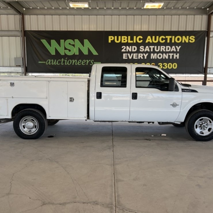 2011 FORD F350