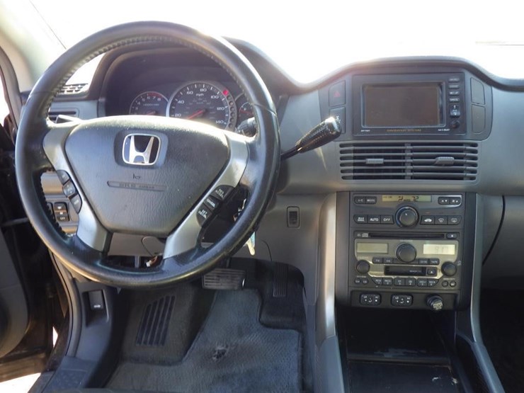 2004-honda-pilot-image-9
