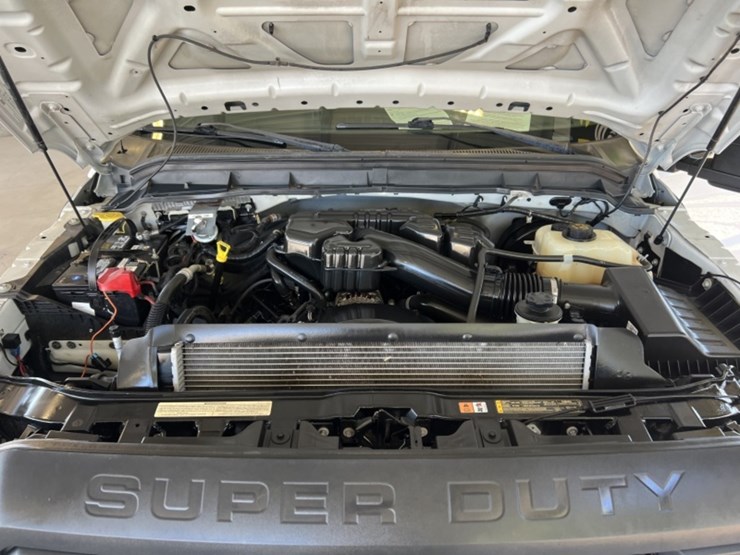 2015-ford-f250-image-13