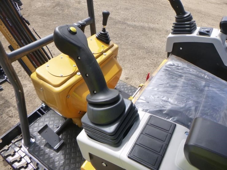 2025-cfg-mx12rx-hydraulic-excavator-image-21