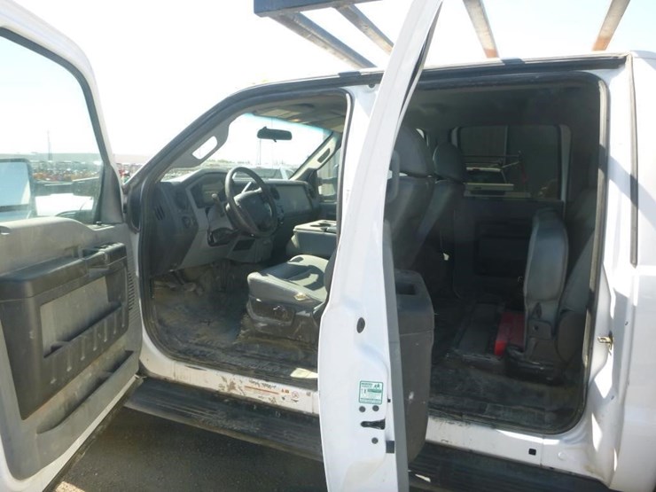 2016-ford-f550-image-10
