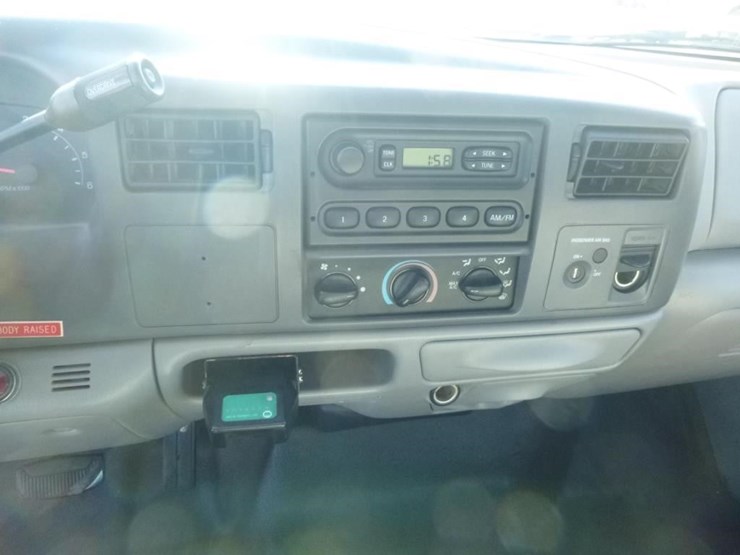2001-ford-f350-image-18