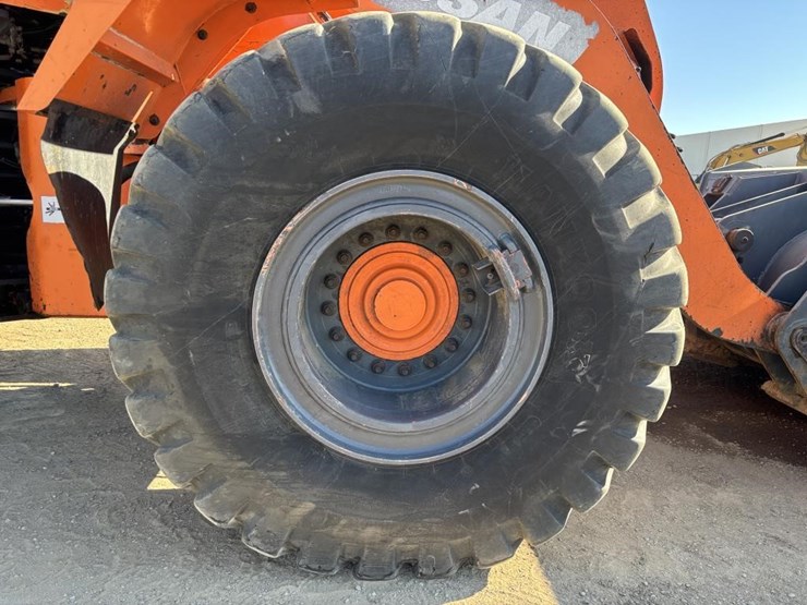 2013-doosan-dl300-3-image-17