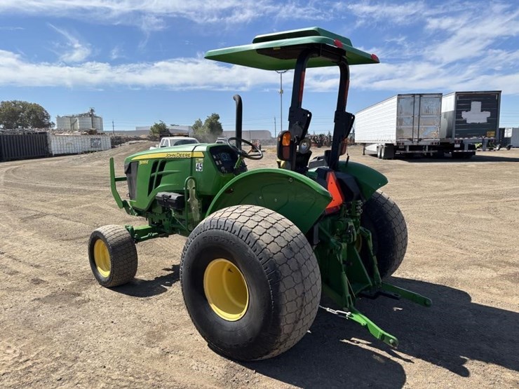 2016-john-deere-5055e-image-4