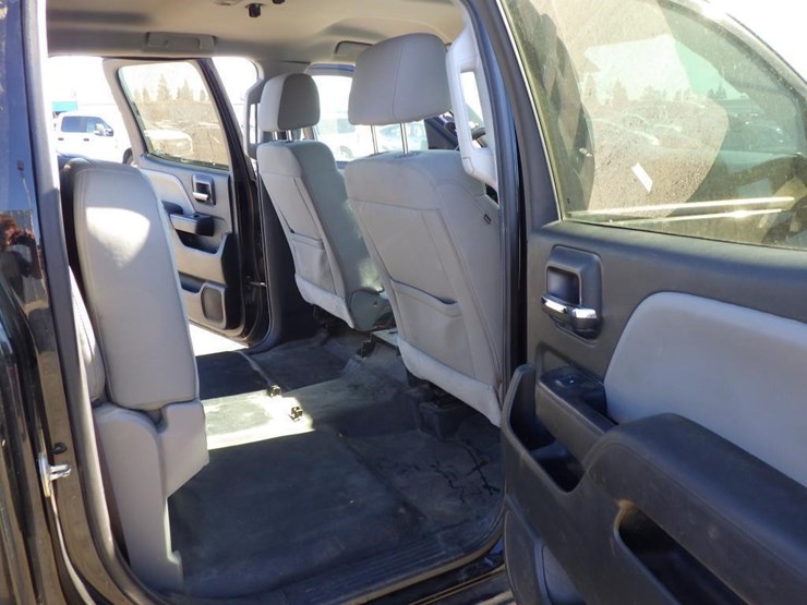 2017-chevrolet-1500-image-9