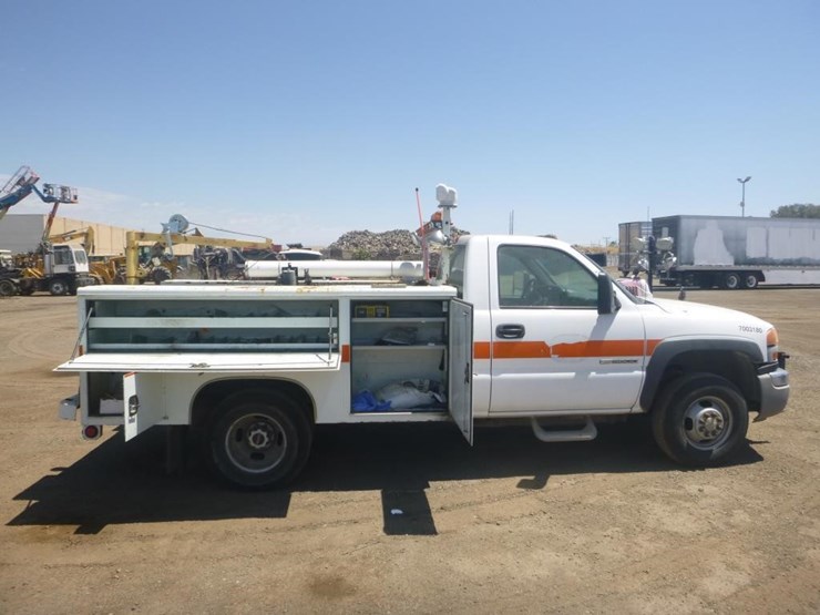 2007-gmc-3500-image-7