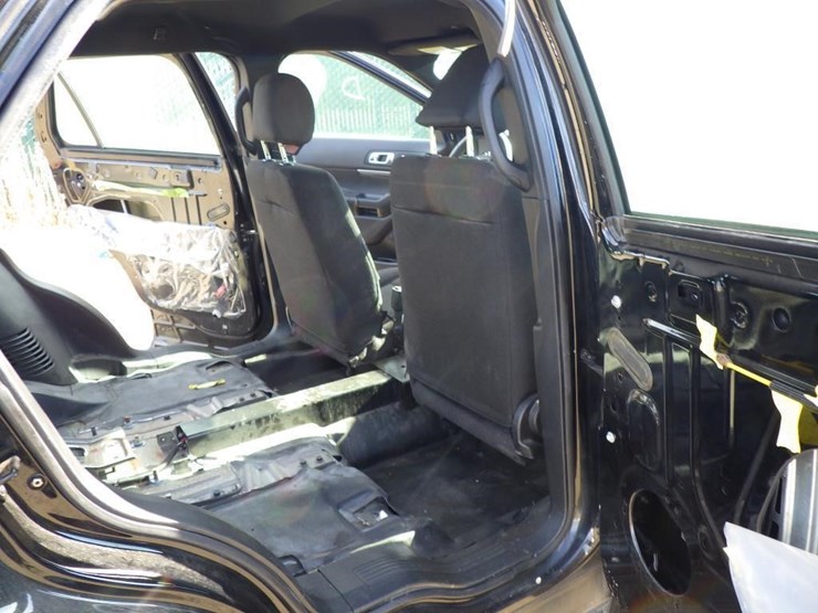 2018-ford-explorer-image-9