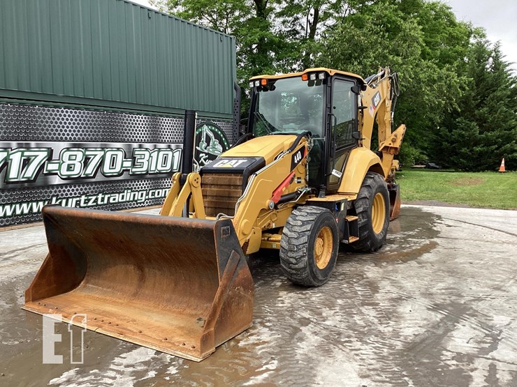 2019-caterpillar-440-image-8