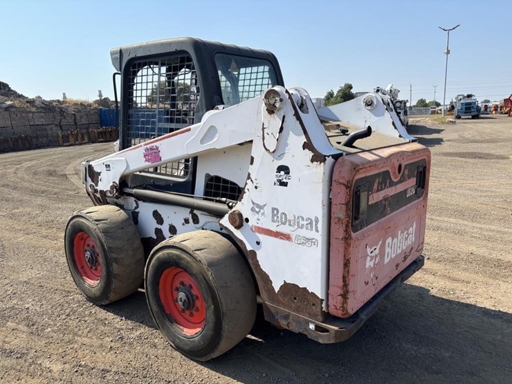 2013-bobcat-s630-image-4