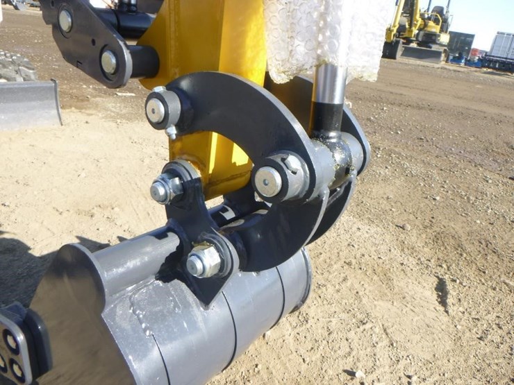 2025-sdlanch-sdle20-hydraulic-excavator-image-11