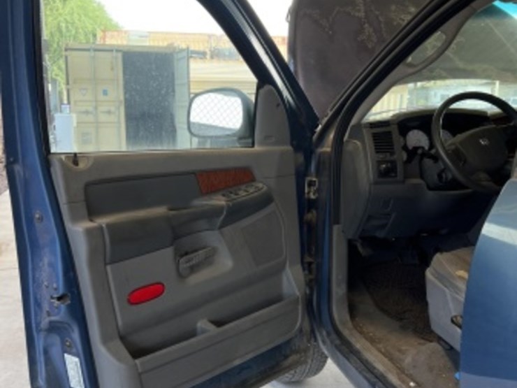 2006-dodge-ram-1500-image-24