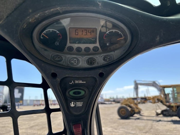 2018-bobcat-s570-image-27