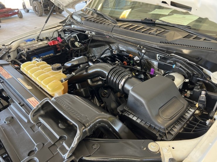 2019-ford-f150-image-17