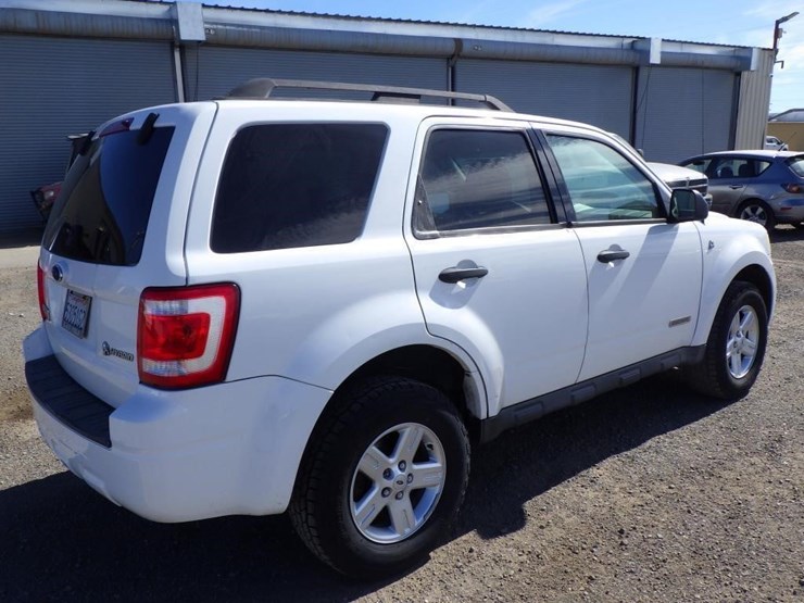 2008-ford-escape-image-3
