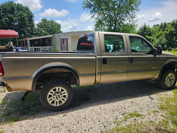 2006-ford-f350-image-16
