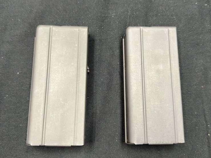 (8)-m1-carbine-clips-image-9