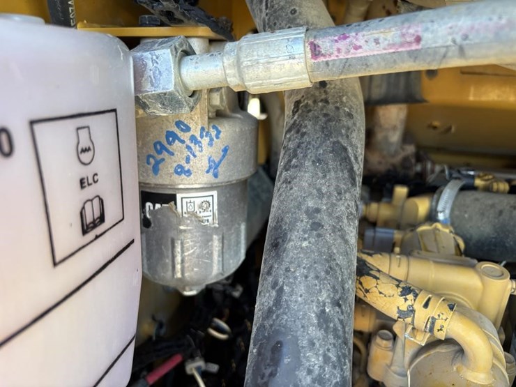 2016-caterpillar-259d-image-41