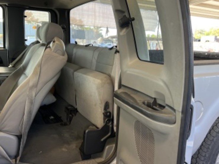 2005-ford-f250-image-24