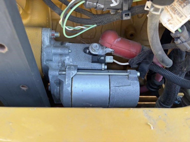 2019-caterpillar-305e2-hydraulic-excavator-image-51