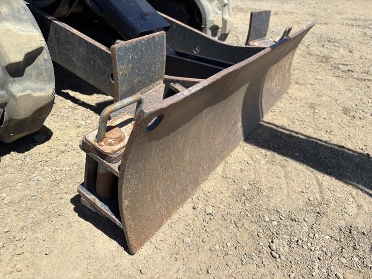 2020-deere-17g-image-10