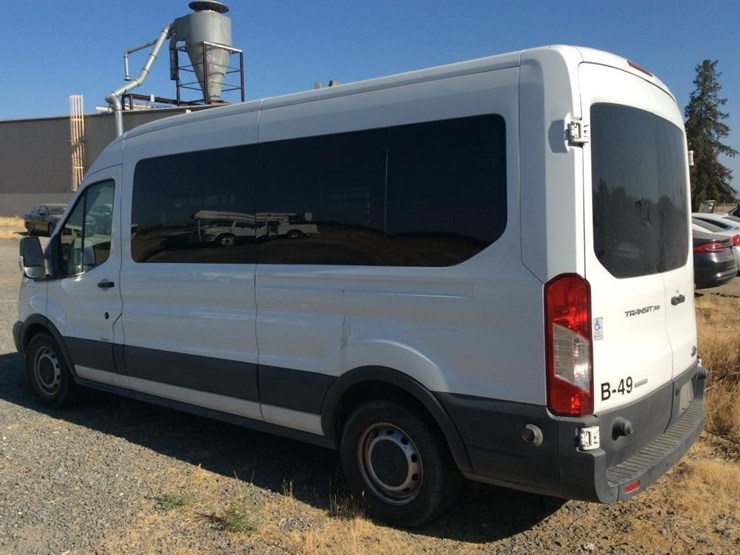 2017-ford-transit-image-3