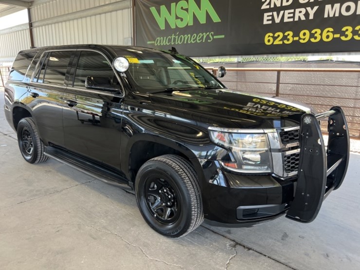 2018-chevrolet-tahoe-image-2