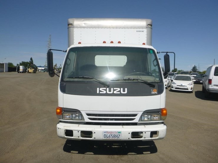 2005-isuzu-npr-image-8