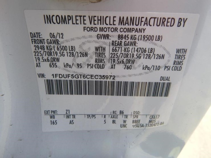 2012-ford-f550-image-24