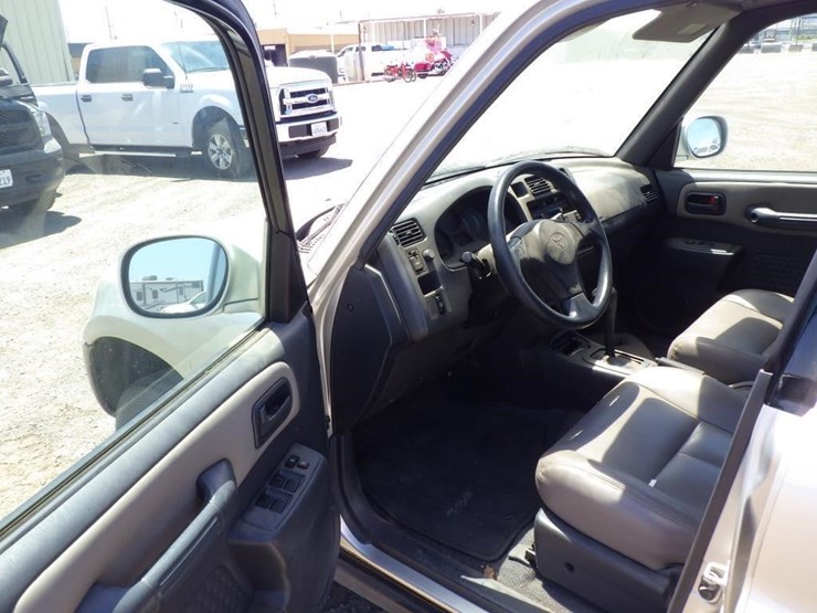2002-toyota-rav4-image-5