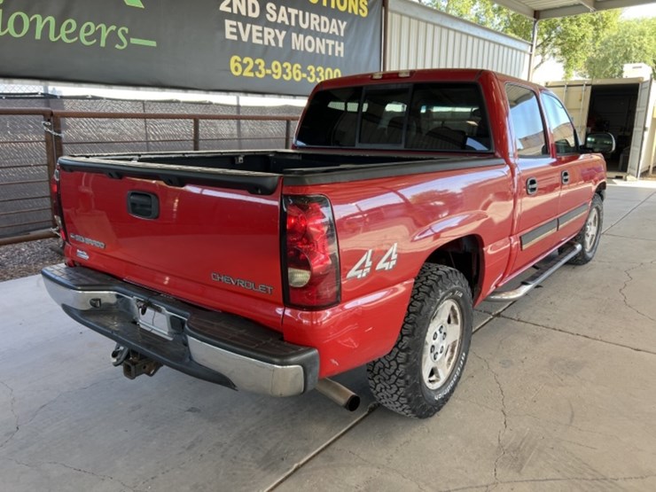2005-chevrolet-silverado-1500-image-6