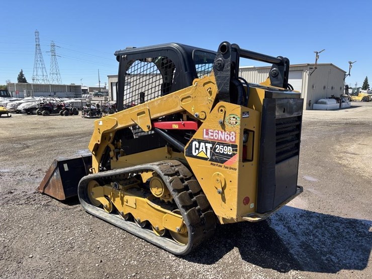 2016-caterpillar-259d-image-4