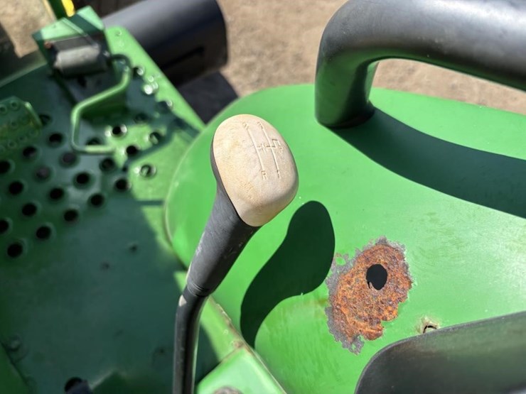 2018-john-deere-5075e-image-27