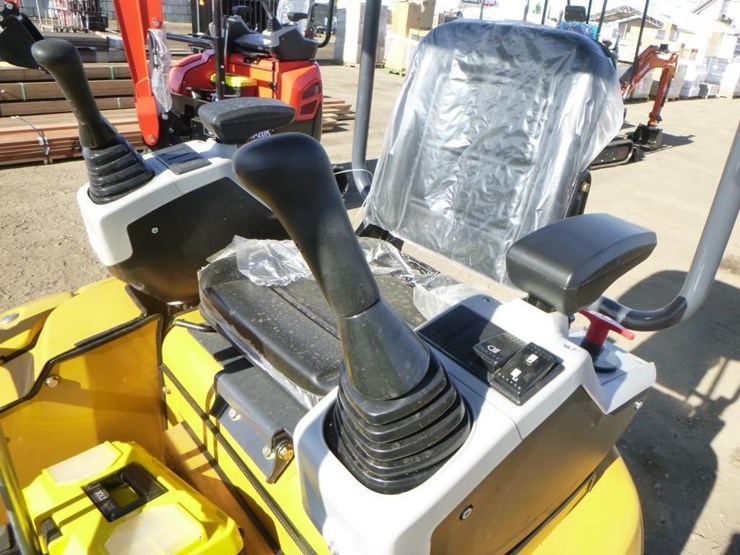 2025-sdlanch-sdle20-hydraulic-excavator-image-23
