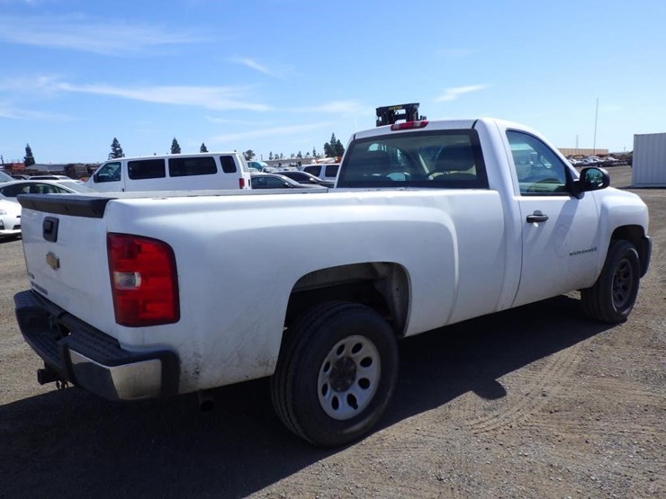 2007-chevrolet-1500-image-3